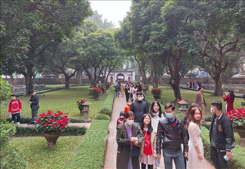 Hà Nội đón 332 nghìn lượt khách du lịch dịp Tết